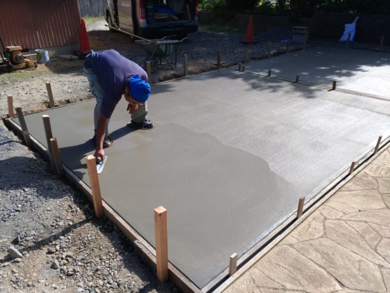 外構 駐車場 コンクリート おしゃれ