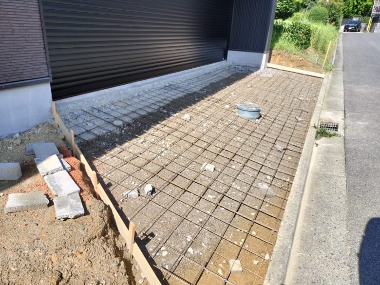 ワイヤーメッシュ筋敷きの状況です