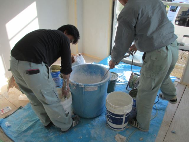 材料の練り作業・準備作業