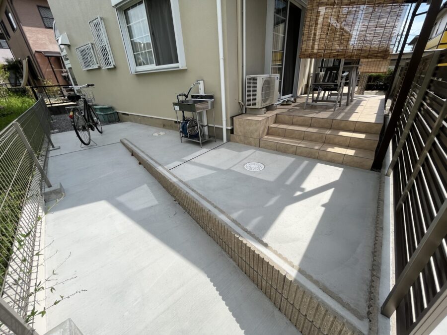 歩きやすさを考慮した完成したスロープ