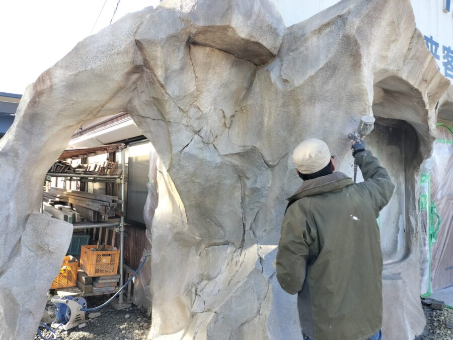 部分再塗装で質感維持｜エイジング塗装のメンテナンス