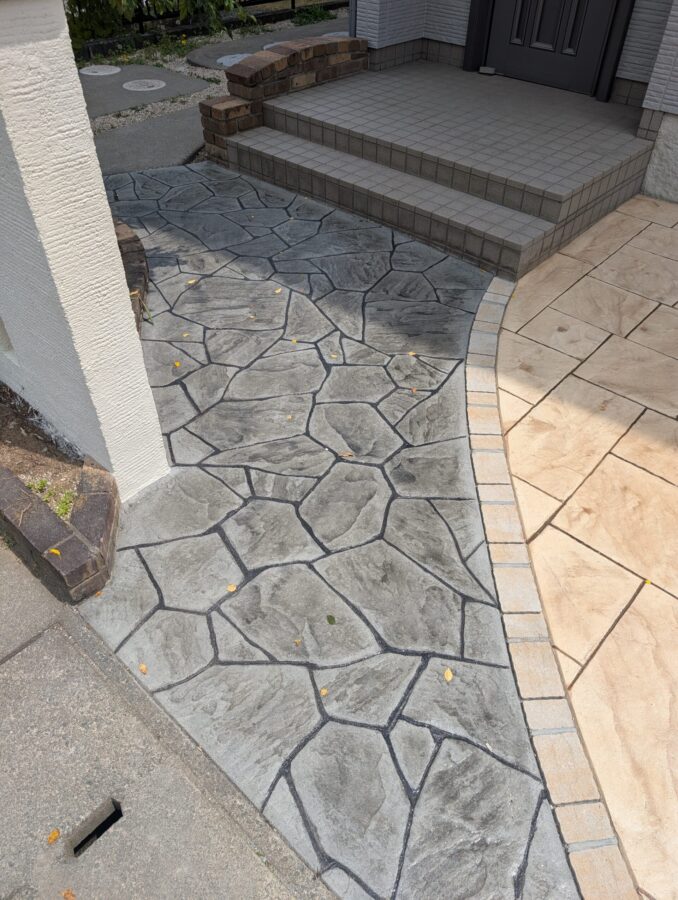 松阪市 外構リフォーム 完成 門柱とフェンス