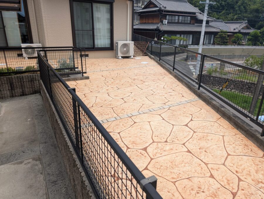 四日市市 外構リフォーム前 雨水排水不良の状態