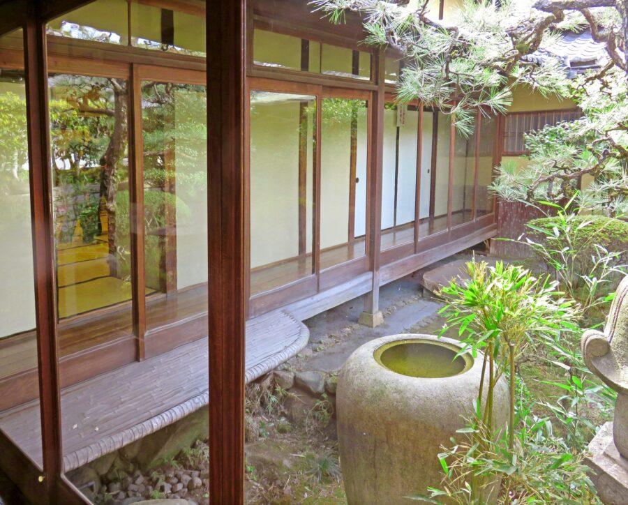 縁側のイメージ写真